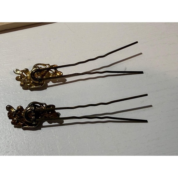 Vintage Gold Tone‎ Hair Pins Pearl Flower Accents Set of 2 Bridal Hair Clips